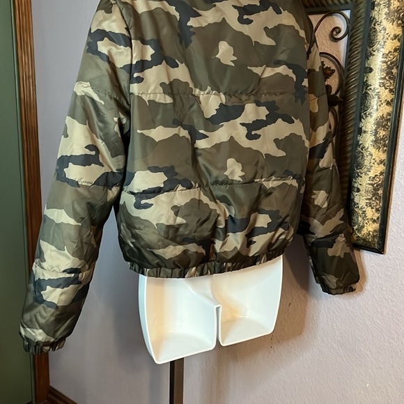 Wild Fable Camouflage Quilted Zip up Jacket Sz S - Picture 9 of 13